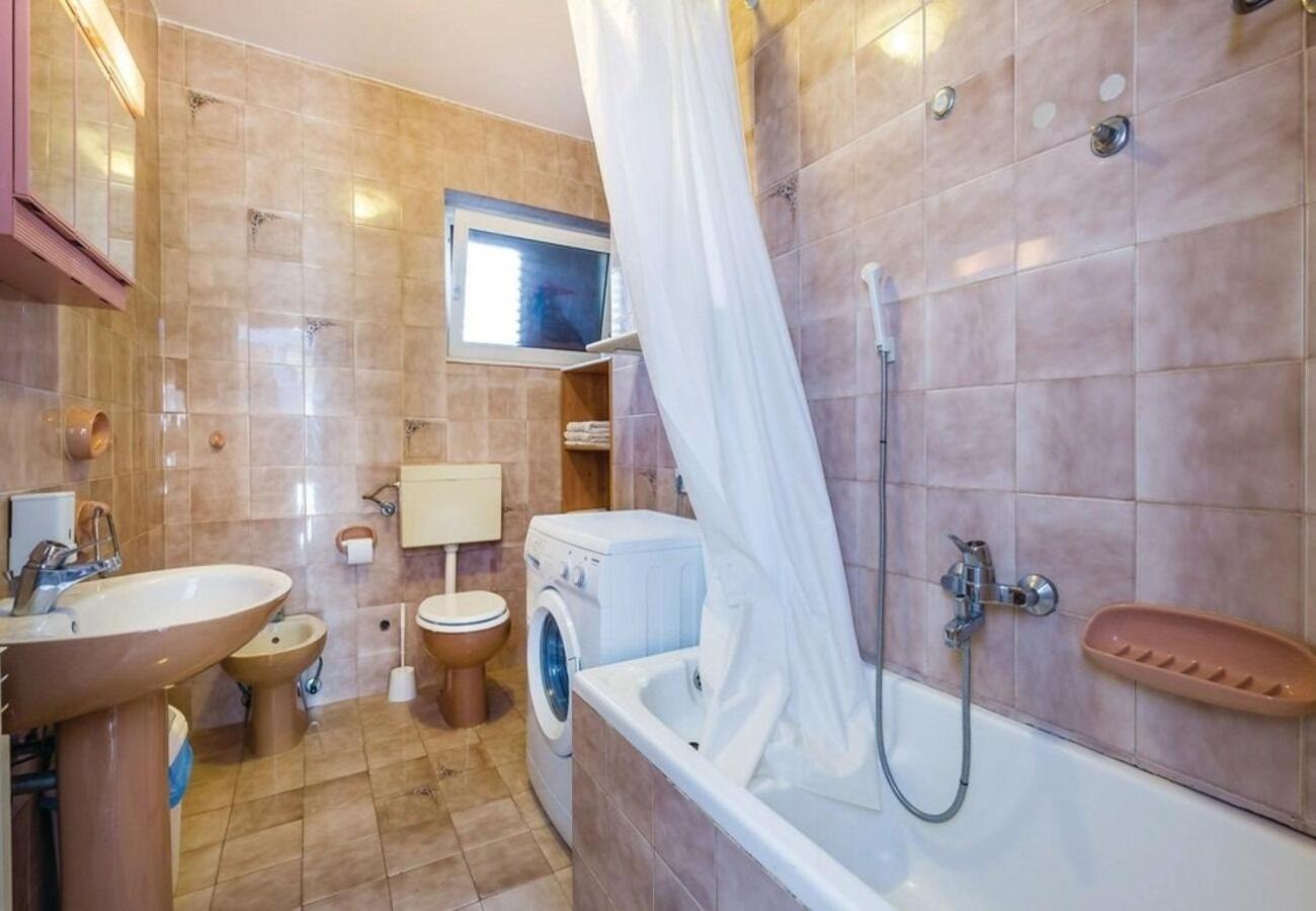 Apartment Dari Lovran Luaran gambar